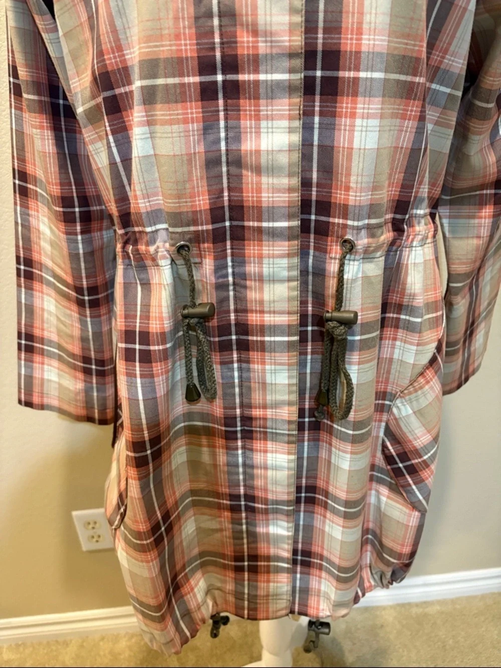 Plaid Button-Front Women's Jacket in Brown/Red and Cream Tie Waist & Hem-EU 44/M